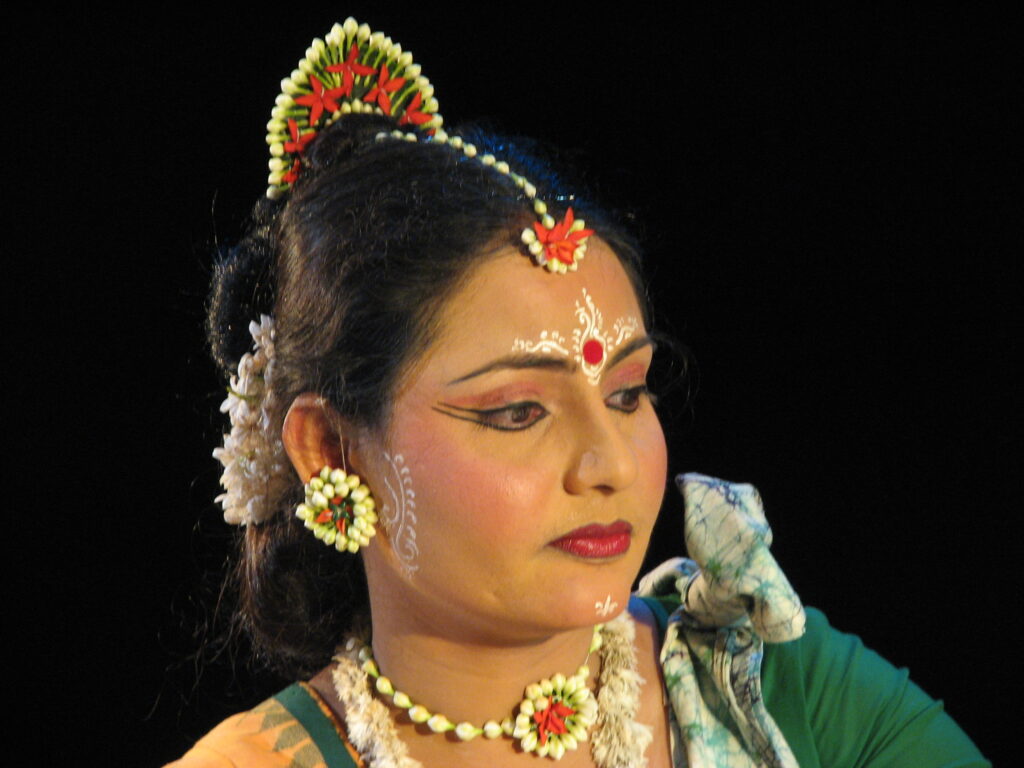 Kaberi Chatterjee as Shyama